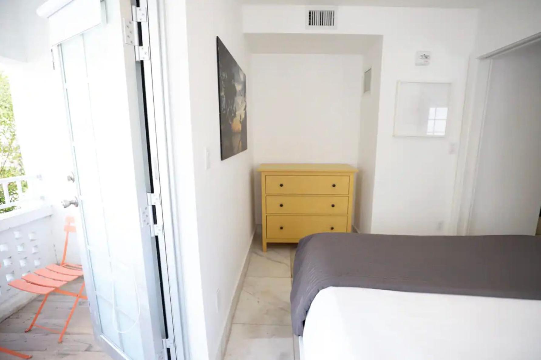 South Beach 2 Bedroom Family & Pet Friendly Apartment With Balcony & Free Parking Маями Бийч Екстериор снимка