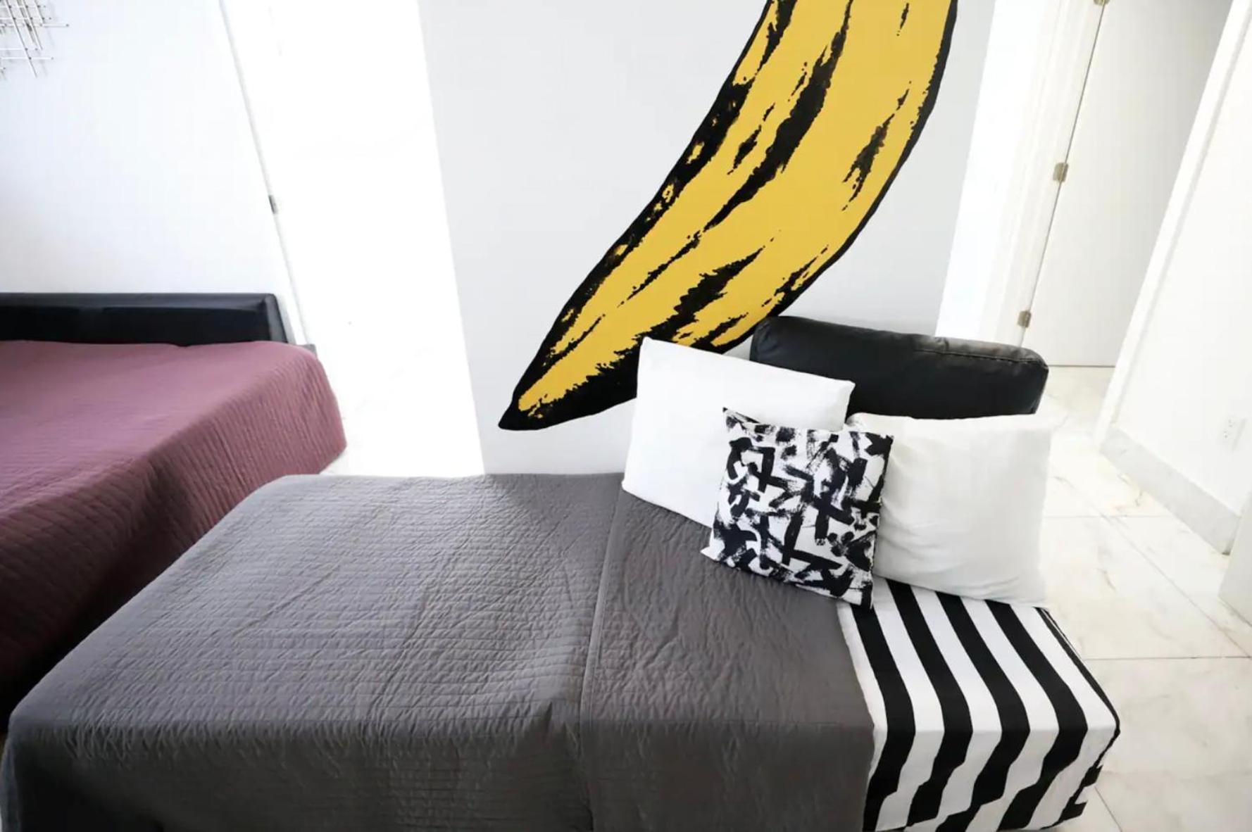 South Beach 2 Bedroom Family & Pet Friendly Apartment With Balcony & Free Parking Маями Бийч Екстериор снимка