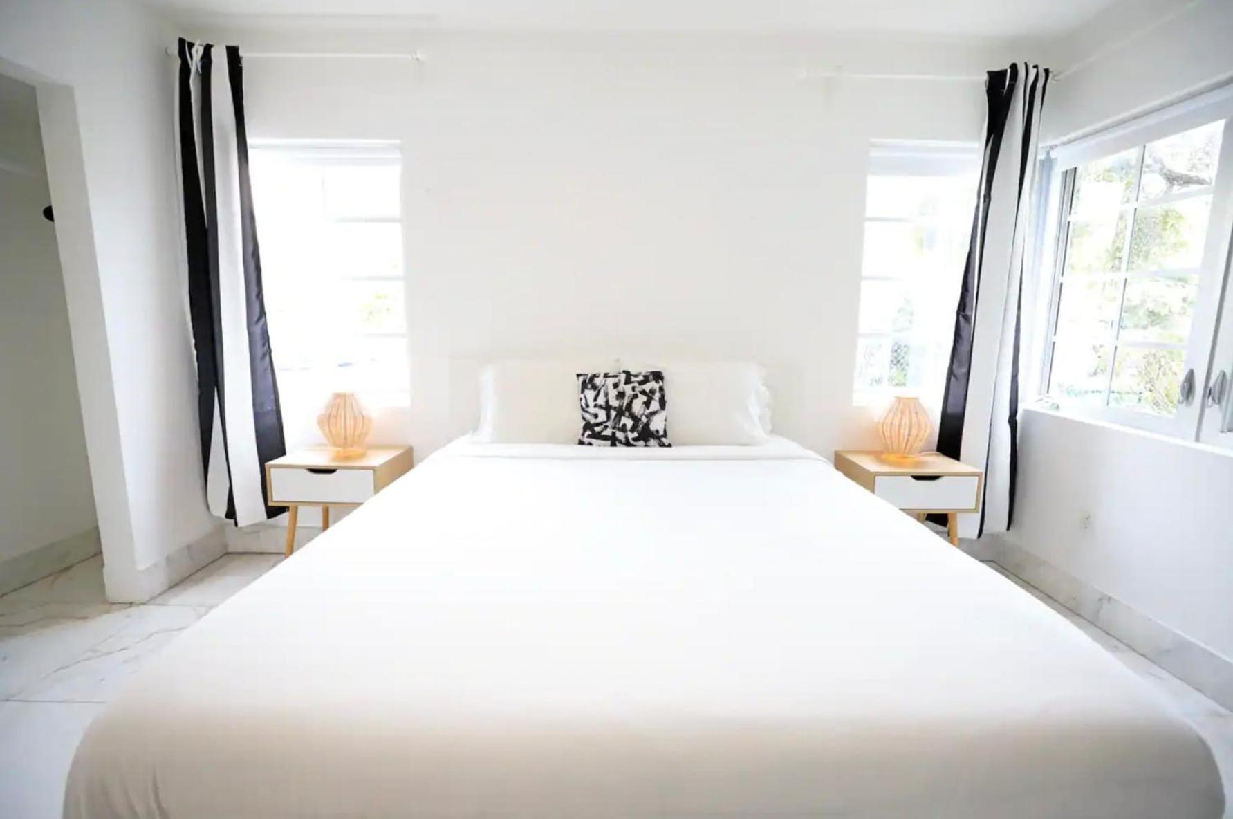 South Beach 2 Bedroom Family & Pet Friendly Apartment With Balcony & Free Parking Маями Бийч Екстериор снимка